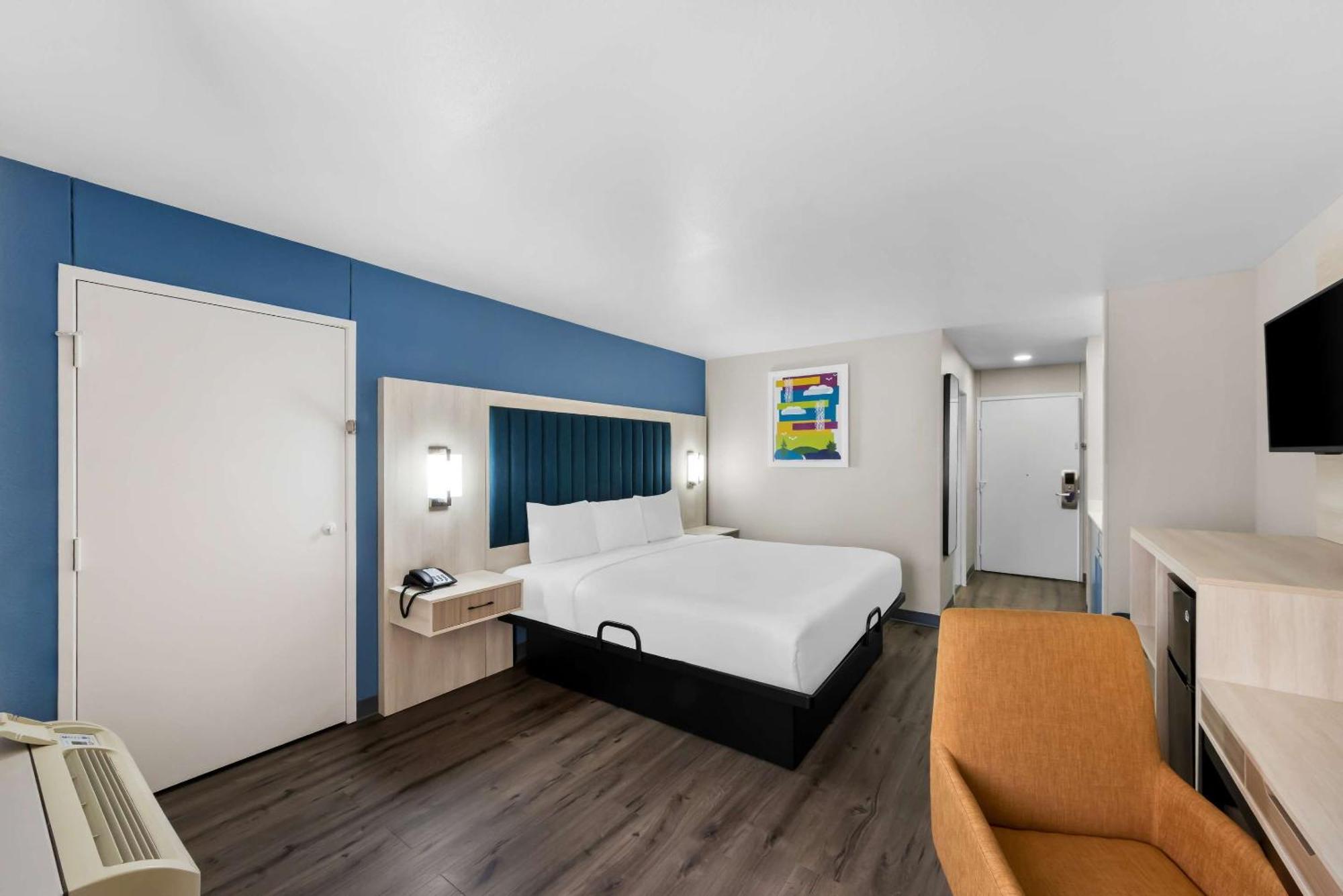 Park By Radisson Inn 2*