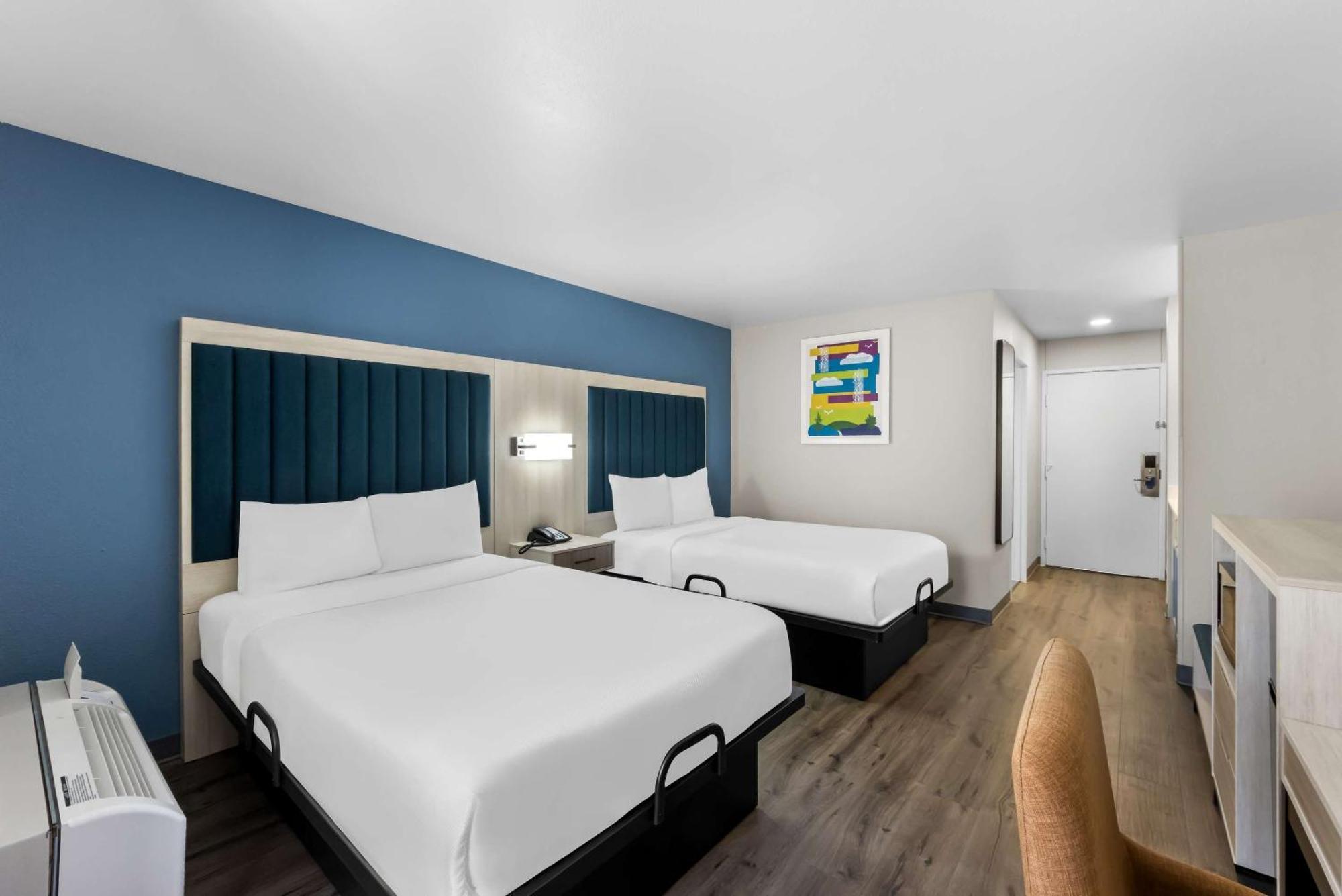 Park By Radisson 2* San Antonio